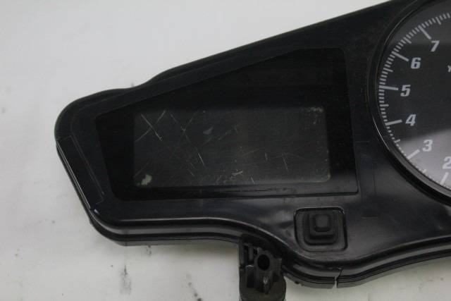 HONDA VFR 800 37110MCWD01 STRUMENTAZIONE RC46 02 - 06 DASHBOARD DISPLAY SINISTRO DANNEGGIATO 
