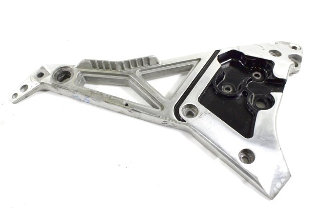 YAMAHA FJ 1100 36Y274420000 STAFFA PEDANE SINISTRA 84 - 85 LEFT FOOTRESTS BRACKET