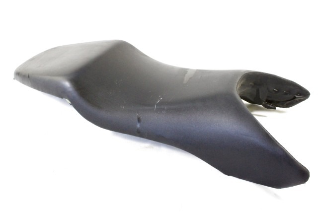 HONDA CBR 600 F 77200MBWN30 SELLA PC35 99 - 07 SEAT CON MACCHIA PICCOLO TAGLIO