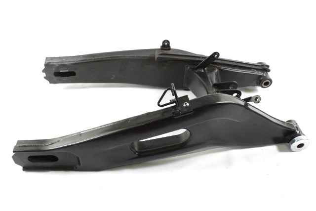 YAMAHA MT-07 1WS221101000 FORCELLONE POSTERIORE RM33 21 - 24 REAR SWINGARM 