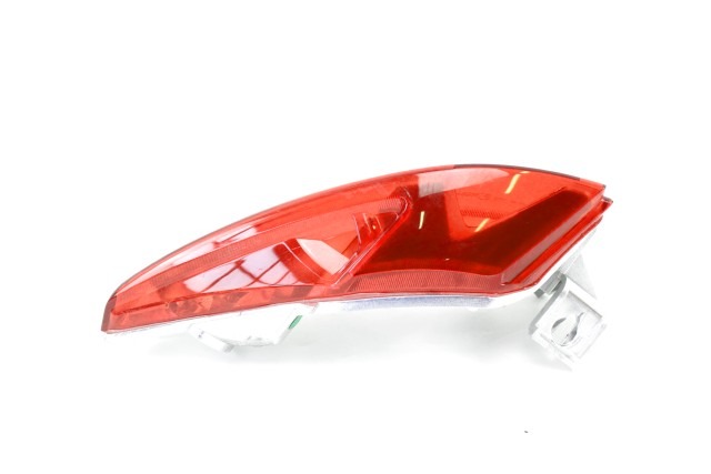 PIAGGIO MP3 300 HPE 1D002633 FARO POSTERIORE DESTRA 21 - 24 RIGHT TAILLIGHT