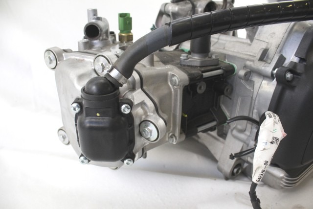 PIAGGIO MP3 300 HPE TD21M MOTORE KM 2.500 21 - 24 ENGINE