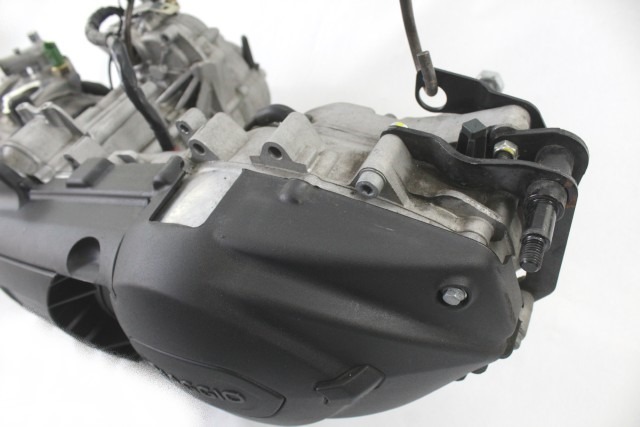 PIAGGIO MP3 300 HPE TD21M MOTORE KM 2.500 21 - 24 ENGINE