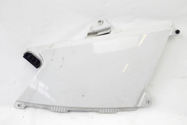 BMW R 1200 GS 46637724750 FIANCHETTO COVER DESTRA SERBATOIO K25 08 - 12 RIGHT FUEL TANK COVER ATTACCO DANNEGGIATO