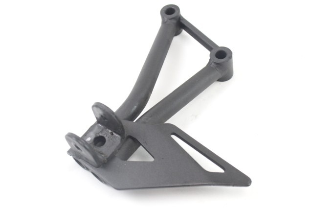 KAWASAKI Z 125 35063131918R SUPPORTO PEDANA POSTERIORE SINISTRA 19 - 24 REAR LEFT FOOTREST HOLDER