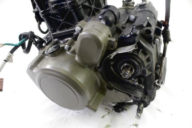 HUSQVARNA SVARTPILEN 125 935 MOTORE KM 14.207 21 - 23 ENGINE