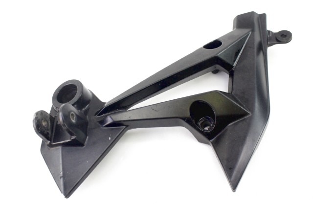 KAWASAKI Z 750 35063048718R STAFFA PEDANA POSTERIORE SINISTRA 07 - 15 REAR LEFT FOOTREST HOLDER