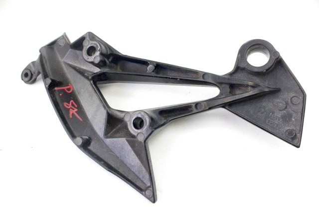 KAWASAKI Z 750 35063048718R STAFFA PEDANA POSTERIORE SINISTRA 07 - 15 REAR LEFT FOOTREST HOLDER