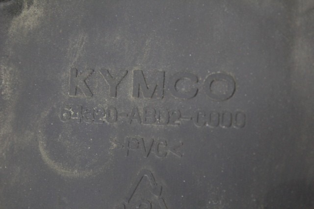 KYMCO X-TOWN 300 64340ABD2C00 64320ABD2C00 TAPPETINI PEDANA CENTRALI 16 - 20 FOOTBOARD REAR MATS