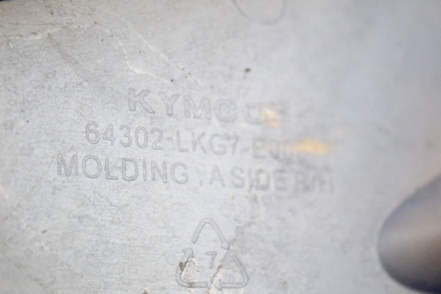 KYMCO K-XCT 300 64302LKG7E000 CARENA ANTERIORE DESTRA 12 - 17 FRONT RIGHT FAIRING