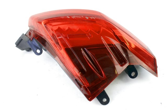 PEUGEOT METROPOLIS 400 FARO POSTERIORE DESTRA 13 - 17 RIGHT TAILLIGHT PICCOLI GRAFFI