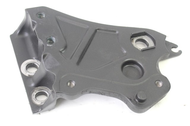 YAMAHA MT-07 B34274A30000 ADATTATORE STAFFA PEDANA SINISTRA RM34 MTN690 21 - 24 LEFT FOOTREST ADAPTER