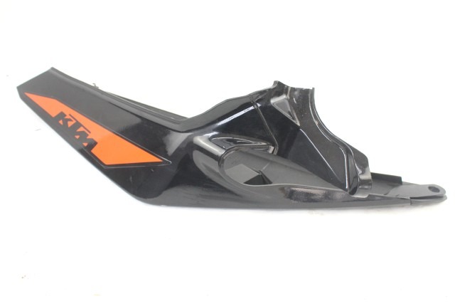 KTM 125 DUKE 93008042100C1 CARENA POSTERIORE DESTRA 21 - 23 RIGHT REAR FAIRING ATTACCO ROTTO