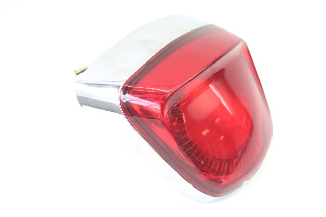 VESPA PRIMAVERA 125 1D002118 FARO POSTERIORE 21 - 24 TAILLIGHT