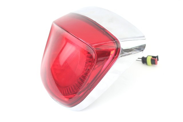 VESPA PRIMAVERA 125 1D002118 FARO POSTERIORE 21 - 24 TAILLIGHT