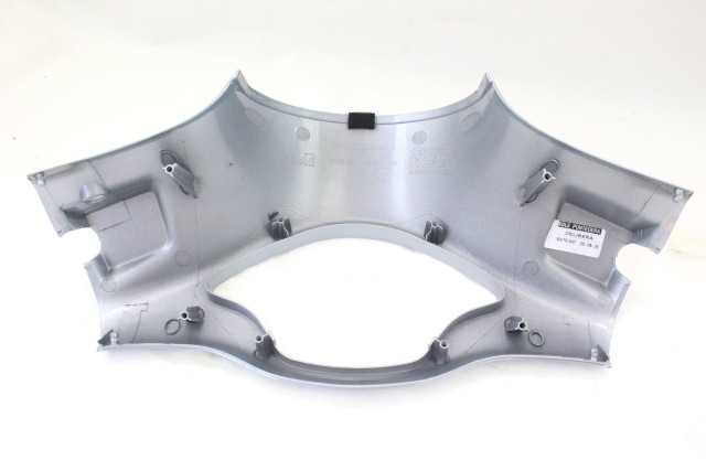 VESPA PRIMAVERA 125 673646 CARENA MANUBRIO STRUMENTAZIONE 21 - 24 SPEEDOMETER HANDLEBAR FAIRING