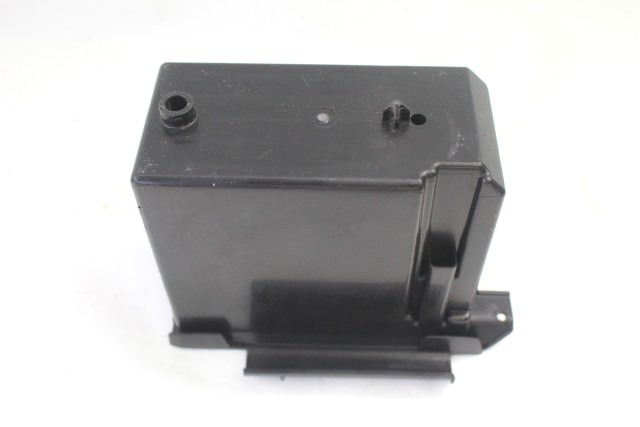 VESPA PRIMAVERA 125 1B004967 SUPPORTO BATTERIA 21 - 24 BATTERY CASE