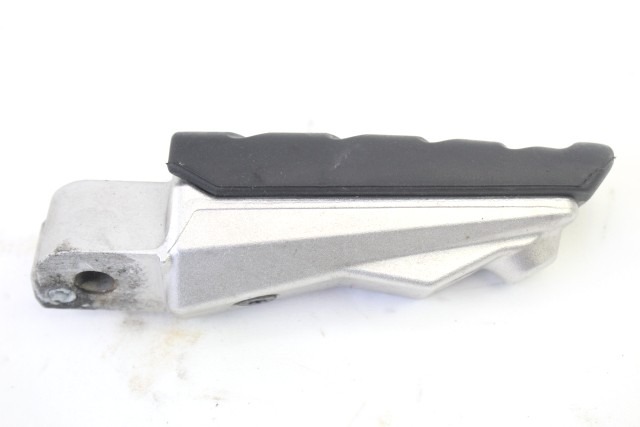 BMW R 1200 R 46717674922 PEDANA POSTERIORE DESTRA K27 05 - 10 REAR RIGHT FOOTREST