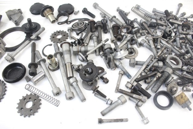 BMW R 1200 R SET BULLONERIA VITI GENERICO K27 05 - 10 BOLTS SET