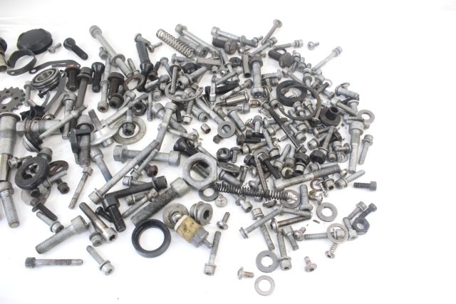 BMW R 1200 R SET BULLONERIA VITI GENERICO K27 05 - 10 BOLTS SET