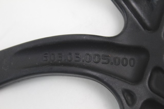 KTM 1290 SUPER DUKE GT 6030300500033S SUPPORTO MOTORE SINISTRA 19 - 21 LEFT ENGINE BRACKET