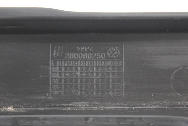 VOGE VALICO 525 DSX 2600602500001 3406604100001 PARACATENA PARASPRUZZI 21 -24 CHAIN GUARD 260060250