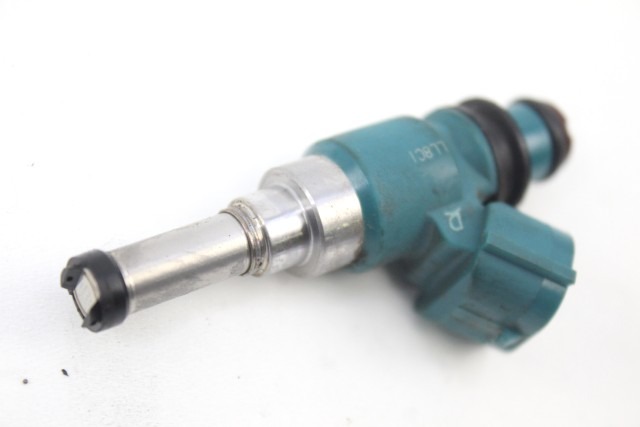YAMAHA TRACER 7 1WS137610000 INIETTORE 21 - 24 INJECTOR 1WS137611000