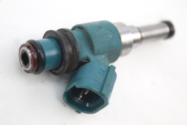 YAMAHA TRACER 7 1WS137610000 INIETTORE 21 - 24 INJECTOR 1WS137611000
