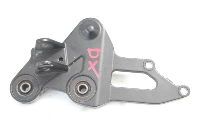 YAMAHA TRACER 7 1WS274431000 STAFFA PEDANA ANTERIORE DESTRA 21 - 24 FRONT RIGHT FOOTREST HOLDER