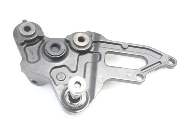 YAMAHA TRACER 7 1WS274431000 STAFFA PEDANA ANTERIORE DESTRA 21 - 24 FRONT RIGHT FOOTREST HOLDER