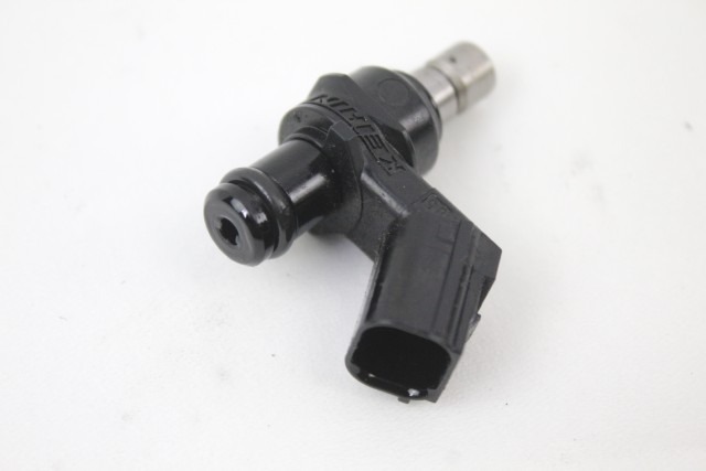 TRIUMPH STREET TRIPLE RS 765 T1243416 INIETTORE 20 - 22 INJECTOR