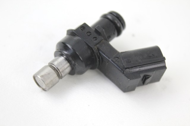 TRIUMPH STREET TRIPLE RS 765 T1243416 INIETTORE 20 - 22 INJECTOR