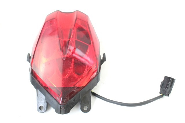 TRIUMPH STREET TRIPLE RS 765 T2702231 FARO POSTERIORE 20 - 22 TAILLIGHT CON PICCOLI GRAFFI T2700631
