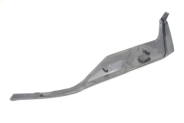 TRIUMPH STREET TRIPLE RS 765 T2405917 FIANCHETTO SERBATOIO DESTRA 20 - 22 RIGHT FUEL TANK MOULDING