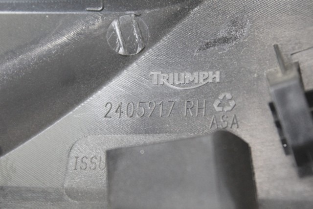 TRIUMPH STREET TRIPLE RS 765 T2405917 FIANCHETTO SERBATOIO DESTRA 20 - 22 RIGHT FUEL TANK MOULDING