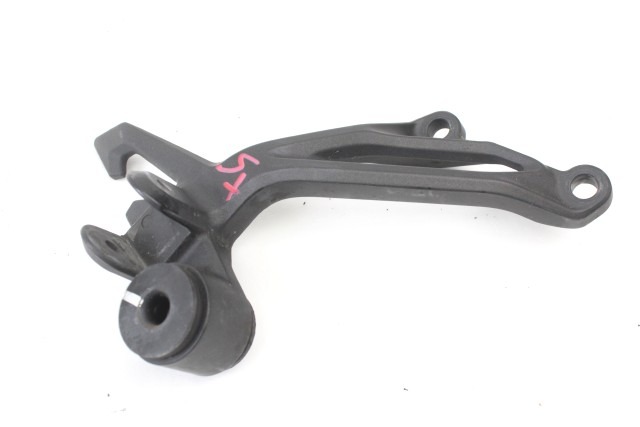 KAWASAKI Z 900 35063145218R STAFFA PEDANA POSTERIORE DESTRA ZR900B 17 - 20 REAR RIGHT FOOTREST HOLDER 35063136218R