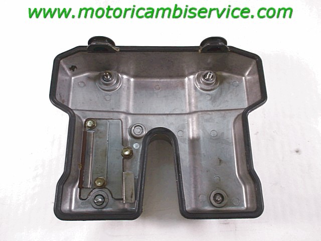 COPERCHIO TESTATA PUNTERIE KYMCO XCITING 500 05 - 06 12310LBA2E00 CYLINDER HEAD COVER