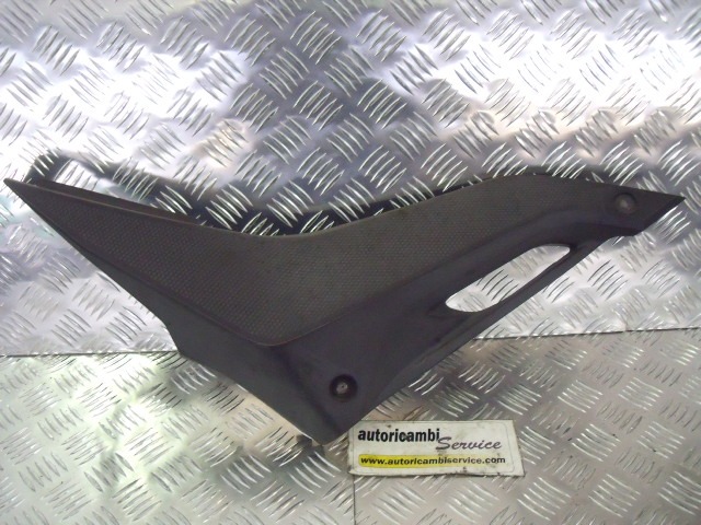 CARENA POSTERIORE DESTRA INFERIORE 5D7F17210000 YAMAHA YZF-R125 KM 18000  (2008-2013)