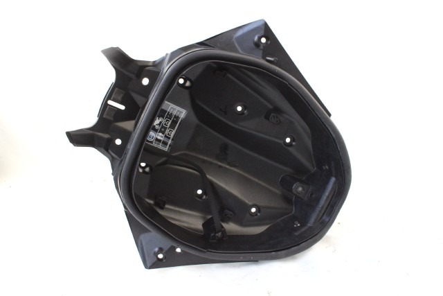 HONDA NC 750 X 64105MKAD80 VASCA PORTAOGGETTI RC90 18 - 20 BOX