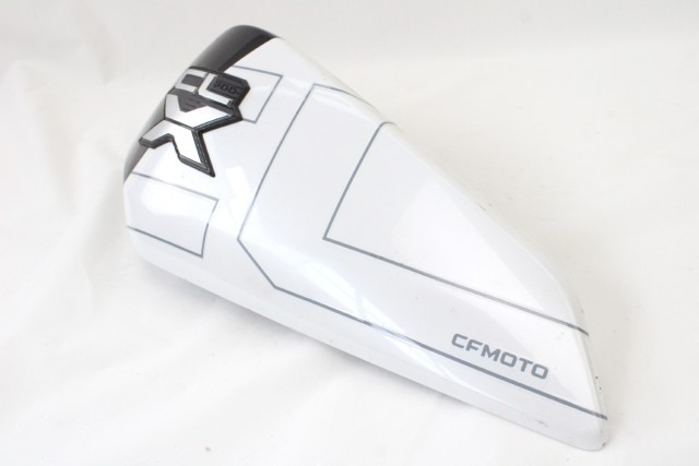 CFMOTO 700 CL-X SPORT 6GUV-042600-7000 CARENA SINISTRA 22 - 24 LEFT FAIRING ATTACCO DANNEGGIATO