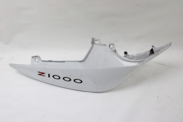 KAWASAKI Z 1000 360400072 CARENA LATERALE POSTERIORE DESTRA 07 - 09 REAR RGHT LATERAL FAIRING ATTACCO DANNEGGIATO