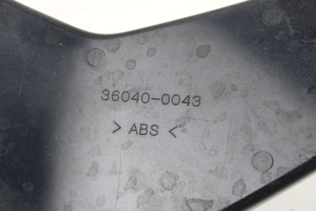 KAWASAKI Z 1000 360400043 CARENA CENTRALE SELLE 07 - 09 CENTRAL SEATS FAIRING