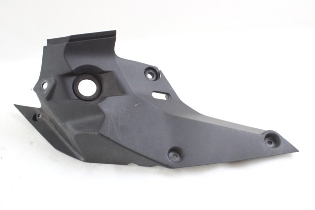 KTM 125 DUKE 93008055000 COVER INTERNA LATERALE DESTRA  21 - 23 INTERNAL RIGHT COVER CON CREPA