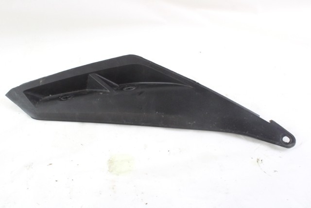 KTM 125 DUKE FIANCHETTO DESTRA INFERIORE 21 - 23 REAR RIGHT LOWER COVER