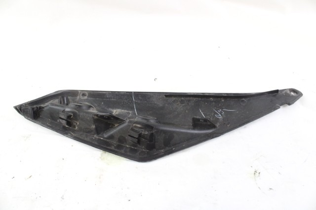 KTM 125 DUKE FIANCHETTO DESTRA INFERIORE 21 - 23 REAR RIGHT LOWER COVER