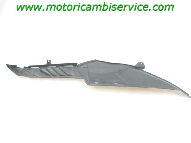 CARENA CENTRALE INFERIORE SINISTRA MALAGUTI MADISON T 150 (1999-2001) 1-000-297-014 LEFT UNDER COWLING