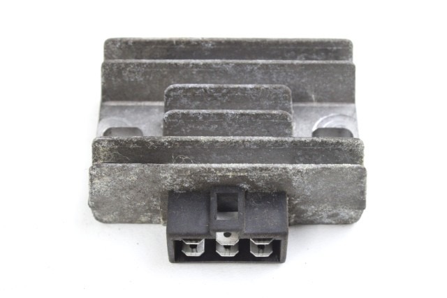 PIAGGIO HEXAGON 125 4T REGOLATORE DI TENSIONE 02 - 03 RECTIFIER