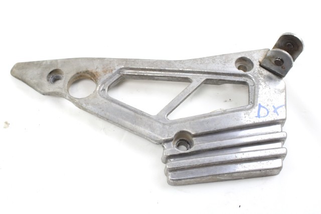 YAMAHA XJ 900 F 31A274430000 STAFFA PEDANA POSTERIORE DESTRA 85 - 93 REAR RIGHT FOOTREST HOLDER SEGNI DI USURA
