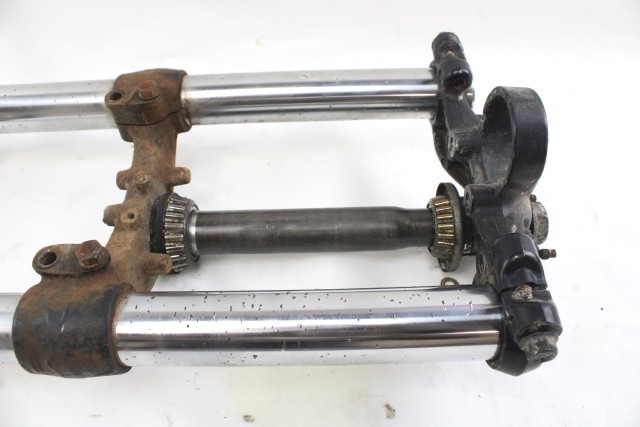 YAMAHA XJ 900 F 1FW231020100 1FW231030100 FORCELLA ANTERIORE 85 - 93 FRONT FORK CON SEGNI DI USURA