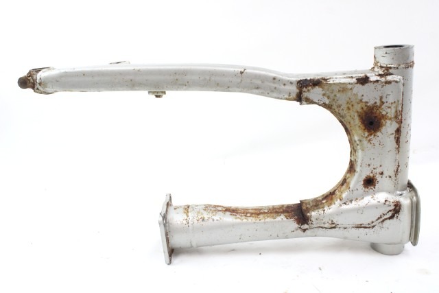 YAMAHA XJ 900 F 31A221100235 FORCELLONE POSTERIORE 85 - 93 REAR SWINGARM CON RUGGINE